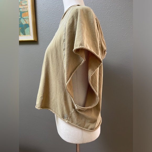 Free People crop top with hood size Medium - Picture 2 of 8